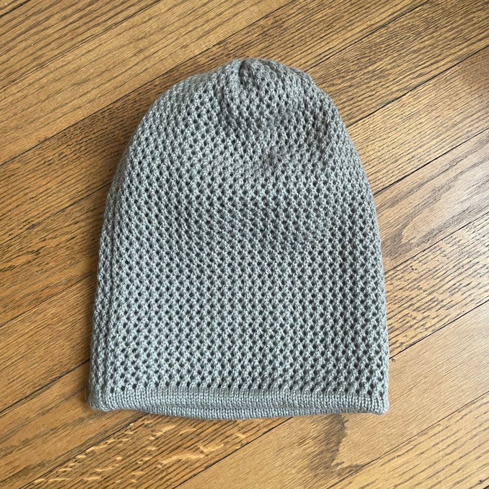 NWOT Vici Cloud Beanie